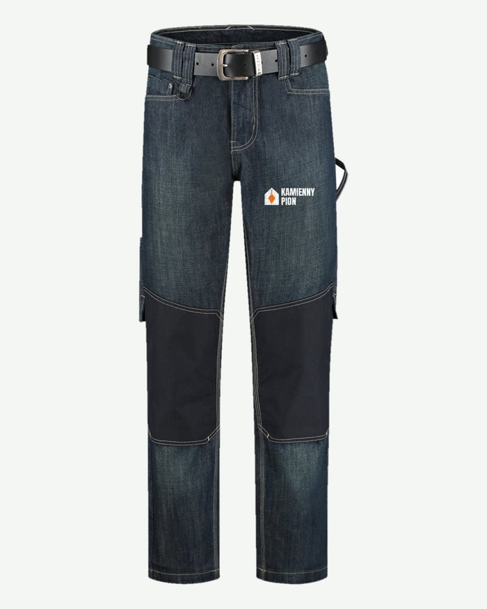 Wizualizacja: jeansy robocze Tricorp Work Jeans (kolor: denim blue) z przykładowym logo fikcyjnej firmy budowlanej Kamienny Pion na nogawce.