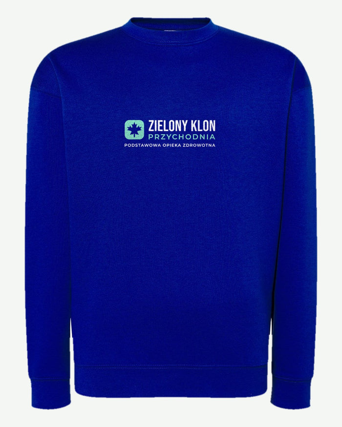 Wizualizacja: bluza męska JHK SWRA 290 (kolor: niebieski) z przykładowym logo fikcyjnej przychodni Zielony Klon na przodzie.