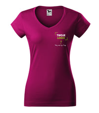 Fit V-neck — fuchsia red