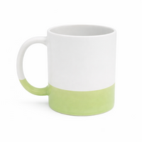 Kubek matowy z kolorowym spodem 330 ml — pistacjowy